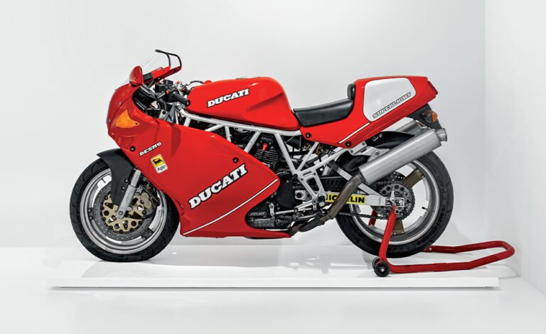 Ducati 900 SS